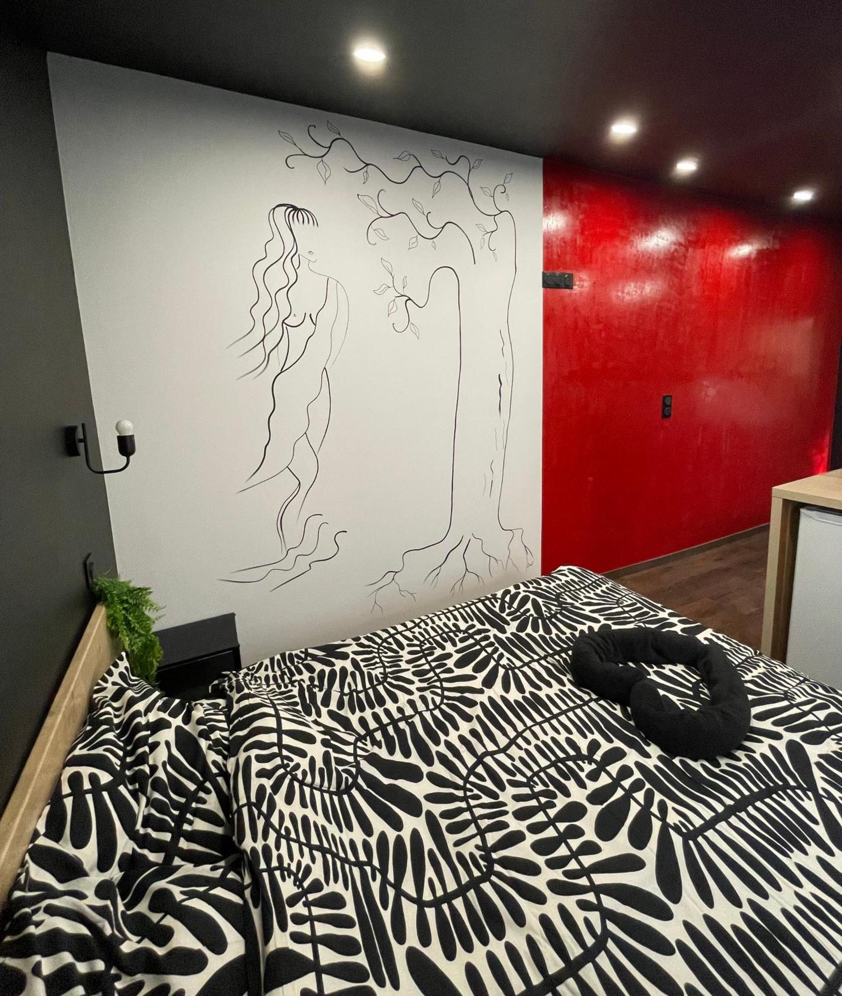 Jacuzzi Love Room Mulhouse Bagian luar foto